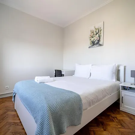 Апартаменти Liberdade - T2 No Centro Da -